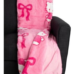 Hello Kitty Pink Throw Blanket Hello kitty og bow throw blanket